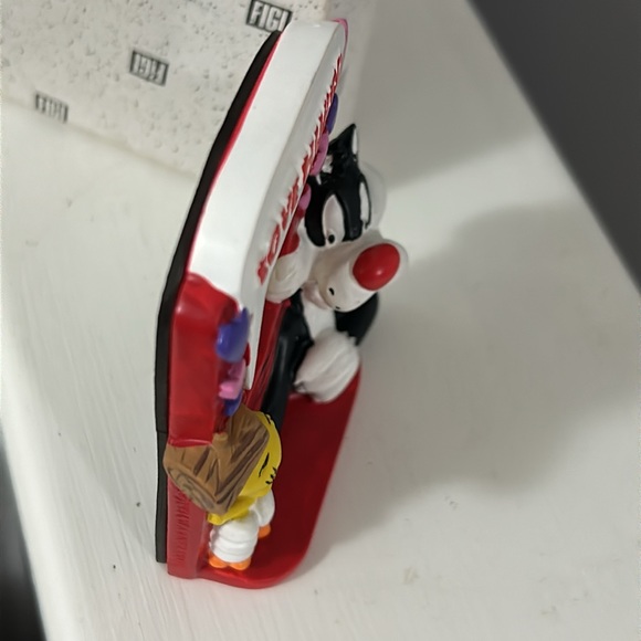 🖤1994💕RARE DESIGN💕Tweety & Sylvester stand-up picture frame - Picture 7 of 17